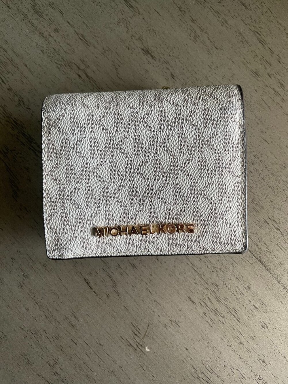 Micheal Kors Jet Set Trifold Wallet - Vanilla
